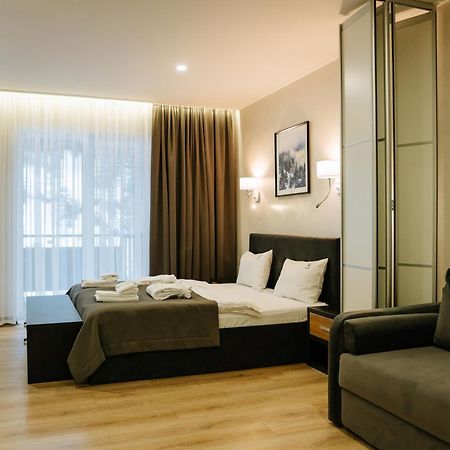 Westhills Cottage Town & Spa Bukovel Luaran gambar