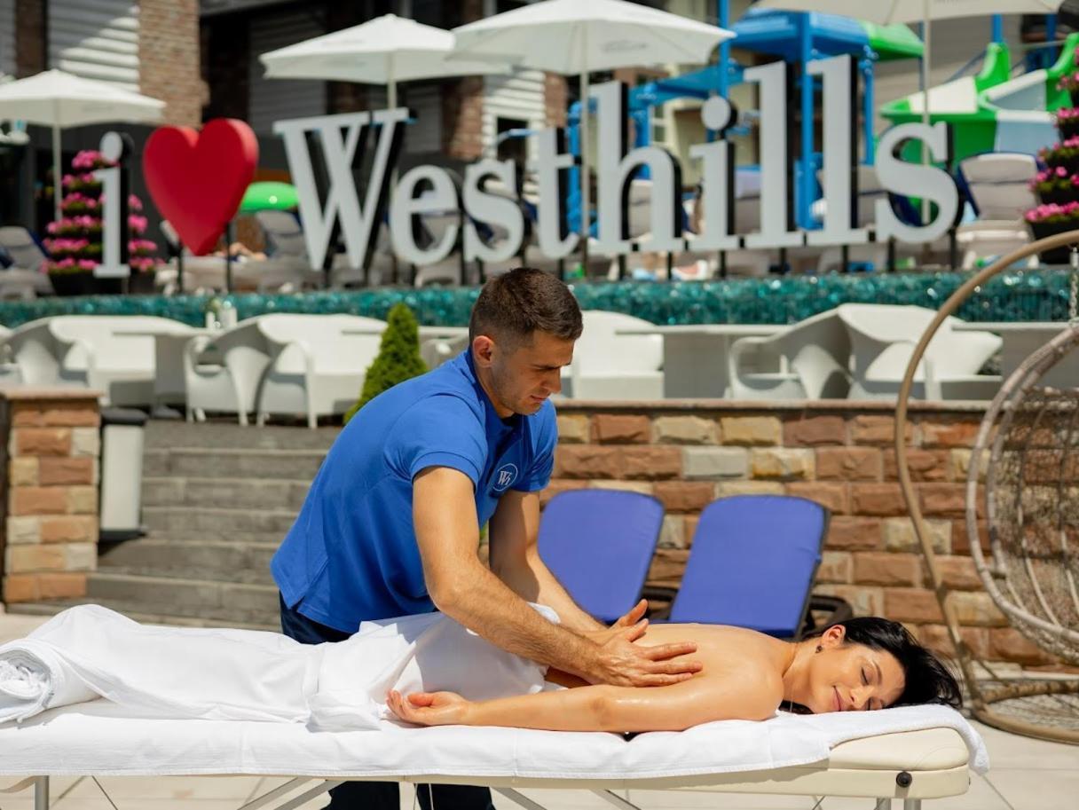 Westhills Cottage Town & Spa Bukovel Luaran gambar