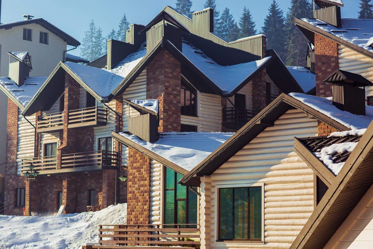 Westhills Cottage Town & Spa Bukovel Luaran gambar
