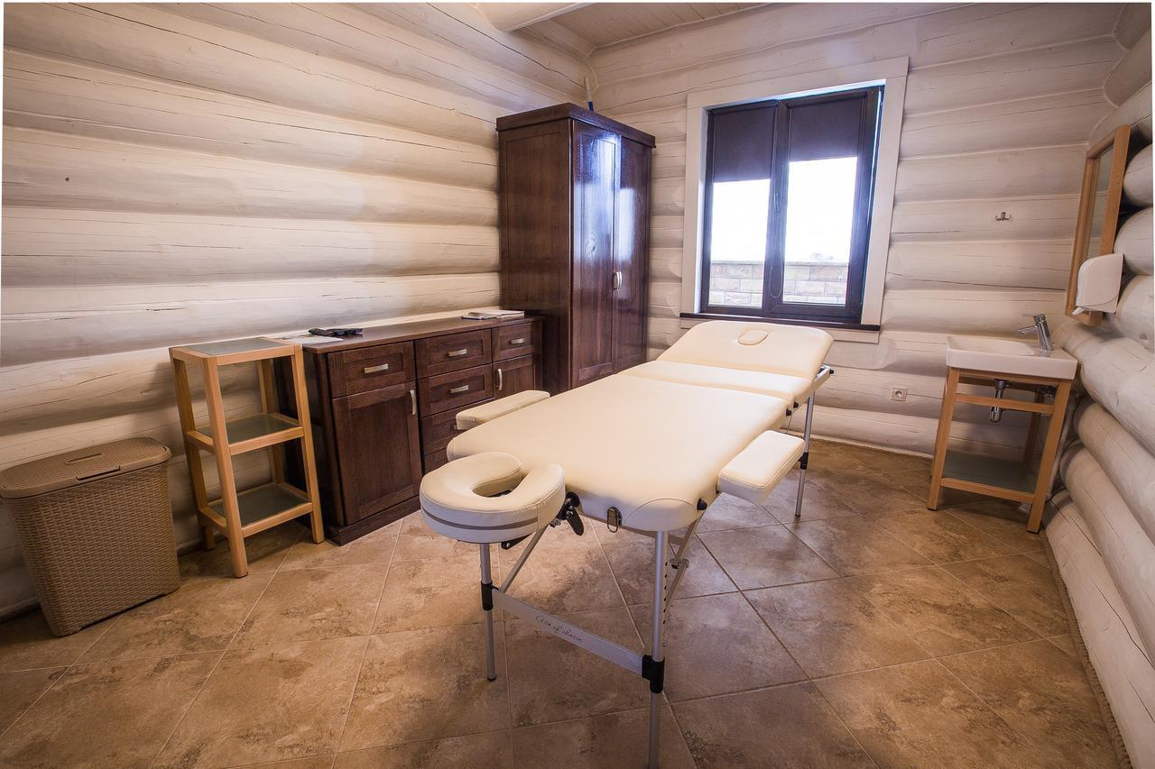 Westhills Cottage Town & Spa Bukovel Luaran gambar