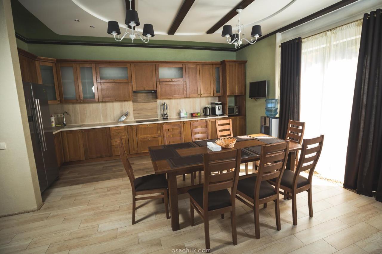 Westhills Cottage Town & Spa Bukovel Luaran gambar