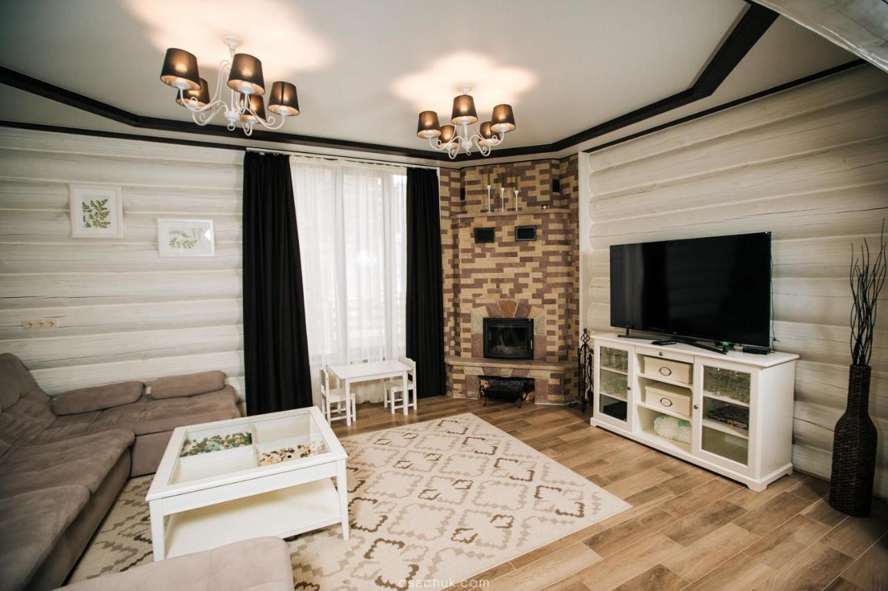 Westhills Cottage Town & Spa Bukovel Luaran gambar