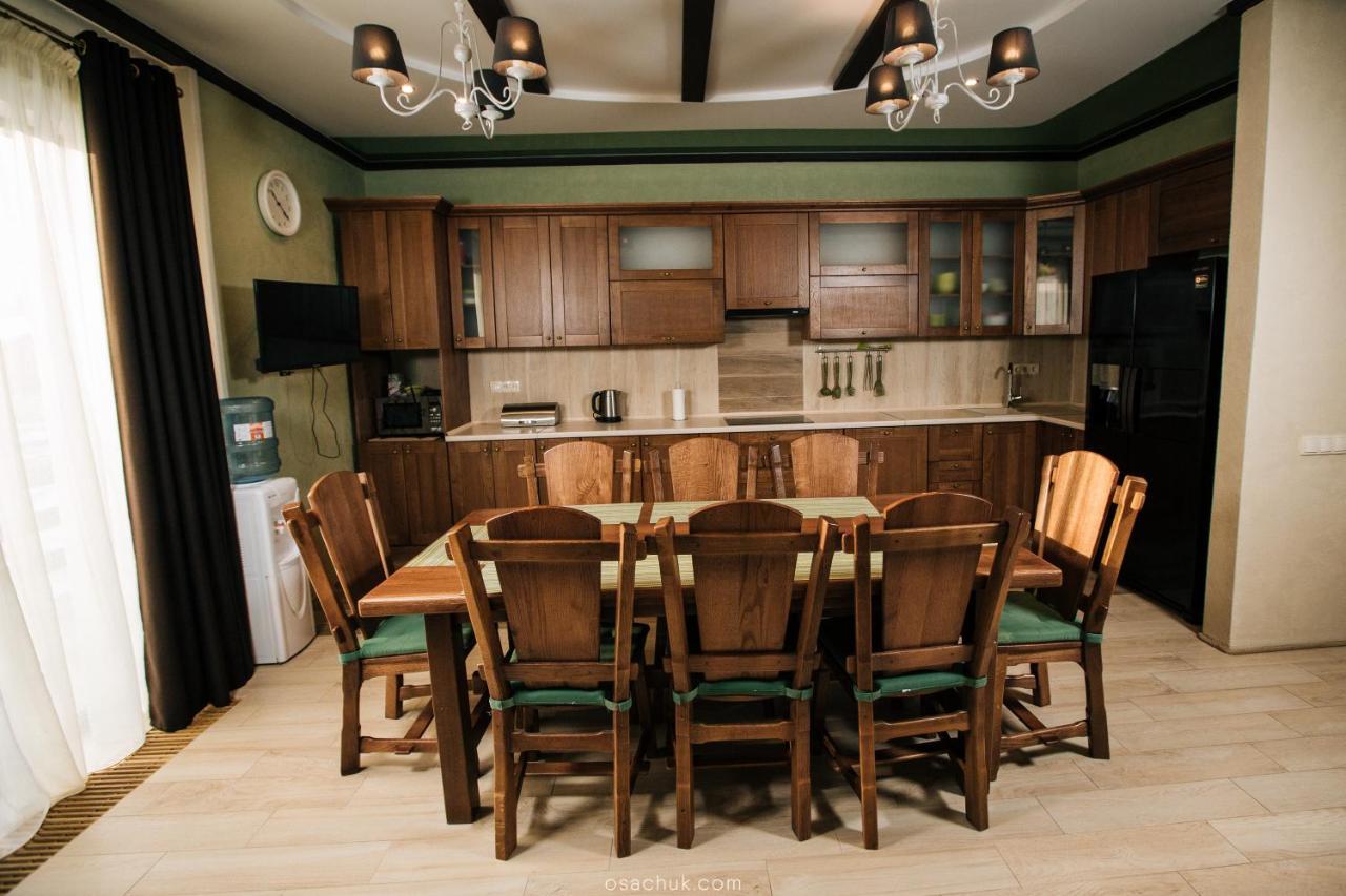 Westhills Cottage Town & Spa Bukovel Luaran gambar
